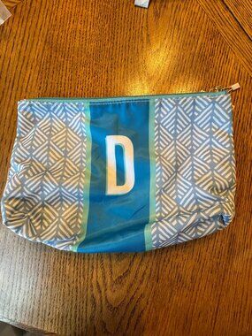 Mary Square Cosmetic Bag